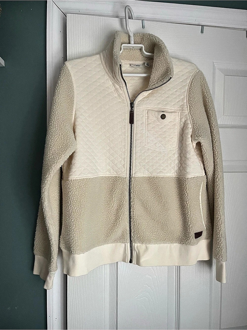 L.L.Bean Quilted Full-Zip Sweatshirt Jacket in Cream, Small